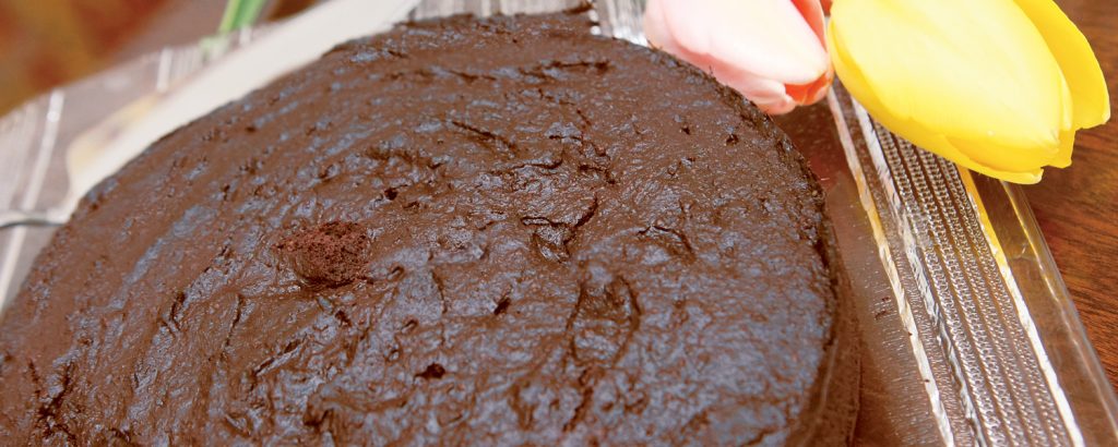 Κέικ σοκολάτας χωρίς αλεύρι και ζάχαρη