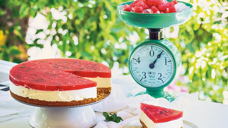 Cheesecake με αναρή και ζελέ καρπούζι
