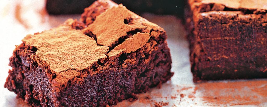 Κέικ-σουφλέ με σοκολάτα ροφήματος