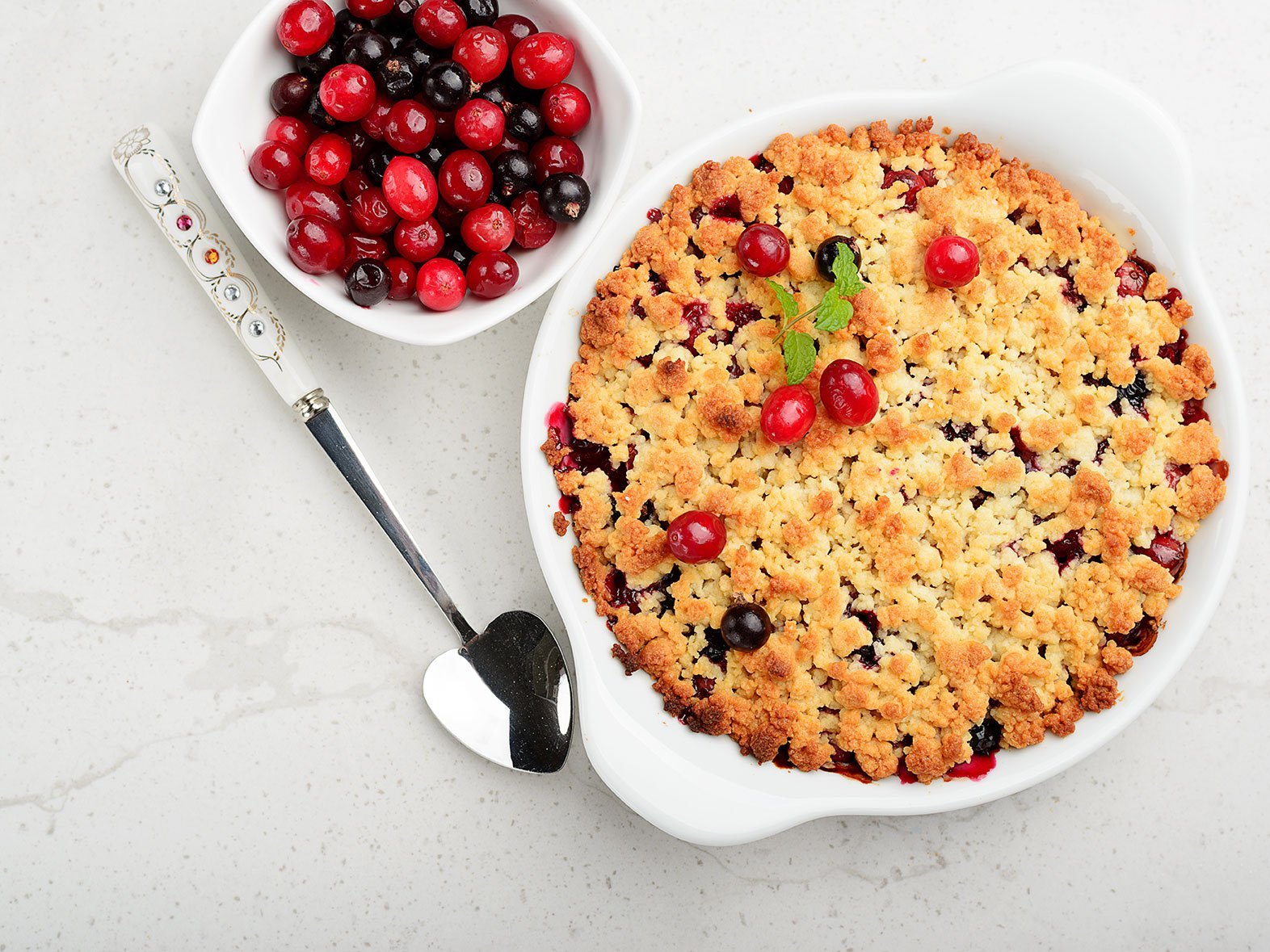 Crumble With Fresh Berries.