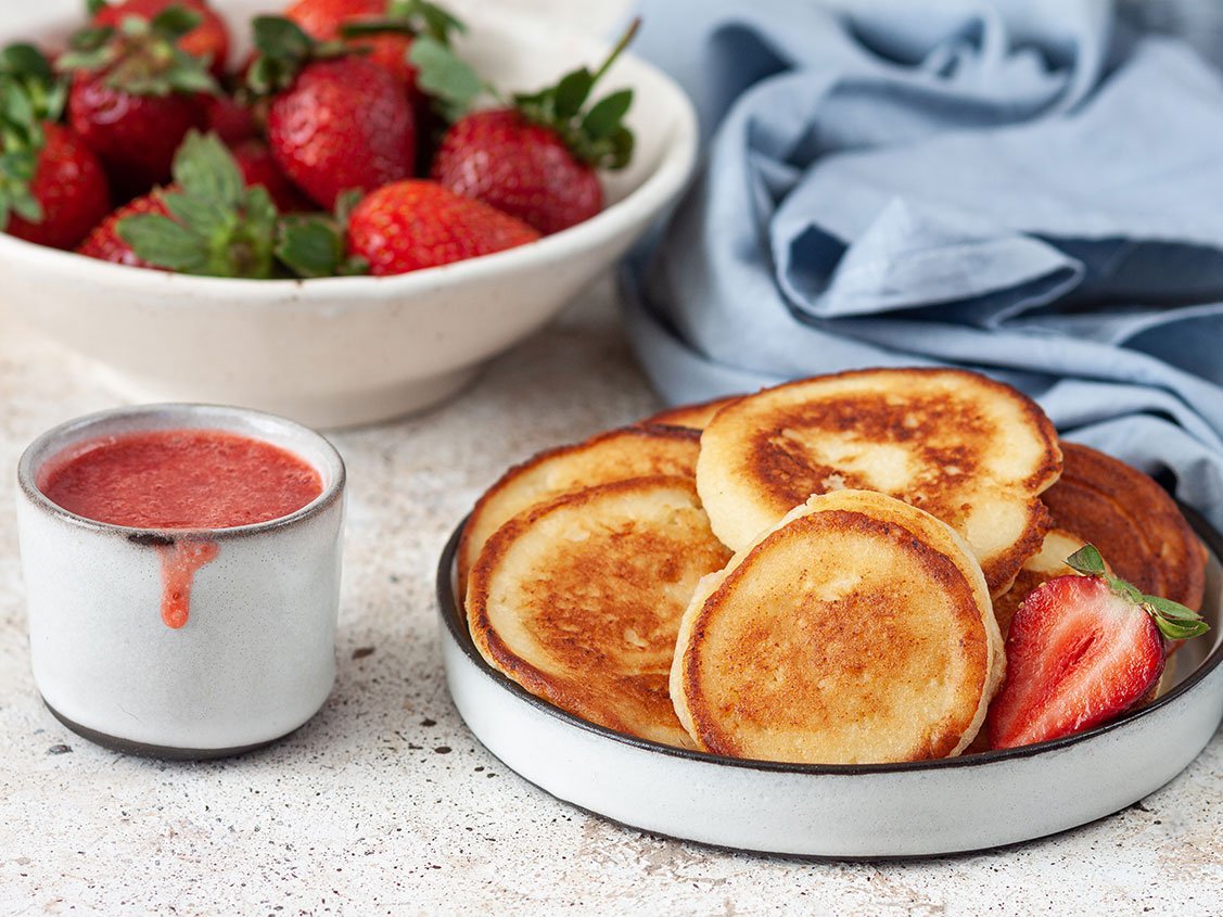 Cottage Cheese Pancakes Russian Syrniki With Strawberry