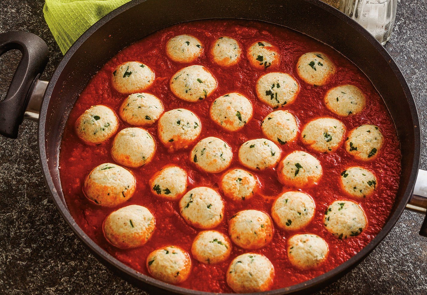 Cheese Veggie Ricotta Meatballs In Tomato Sauce In A Pan. Tradit