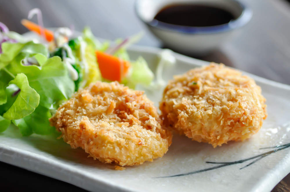 Shrimp Cakes Or Fried Shrimp Balls , Deep Fried Shrimp Balls