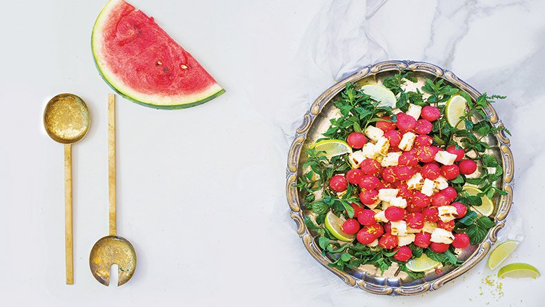 Salata Me Karpuzi Kai Diosmo